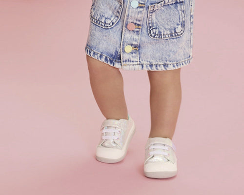 Chaussure bébé premiers pas : nos conseils