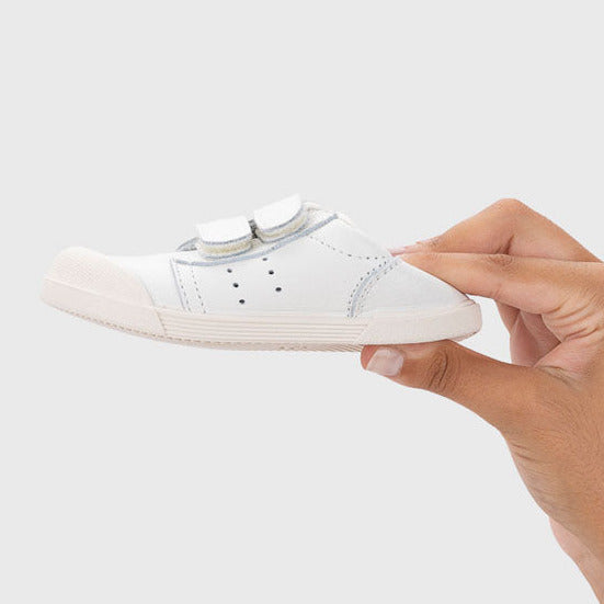 Igor Barefoot Tennis Blanco