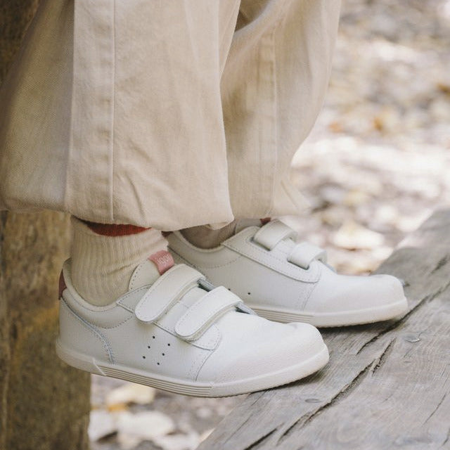 Igor Barefoot Tennis Rosa