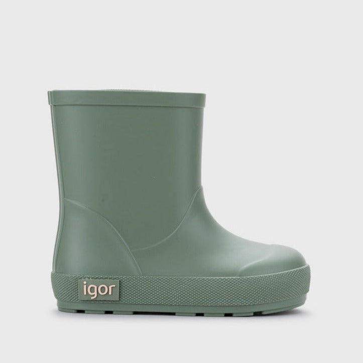 Igor Barefoot Yogi Verde II