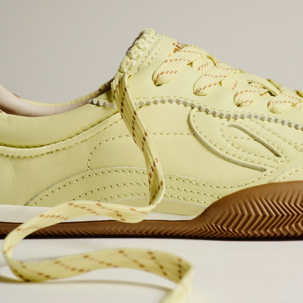 Lejan Sakura Amarillo Limón Pálido