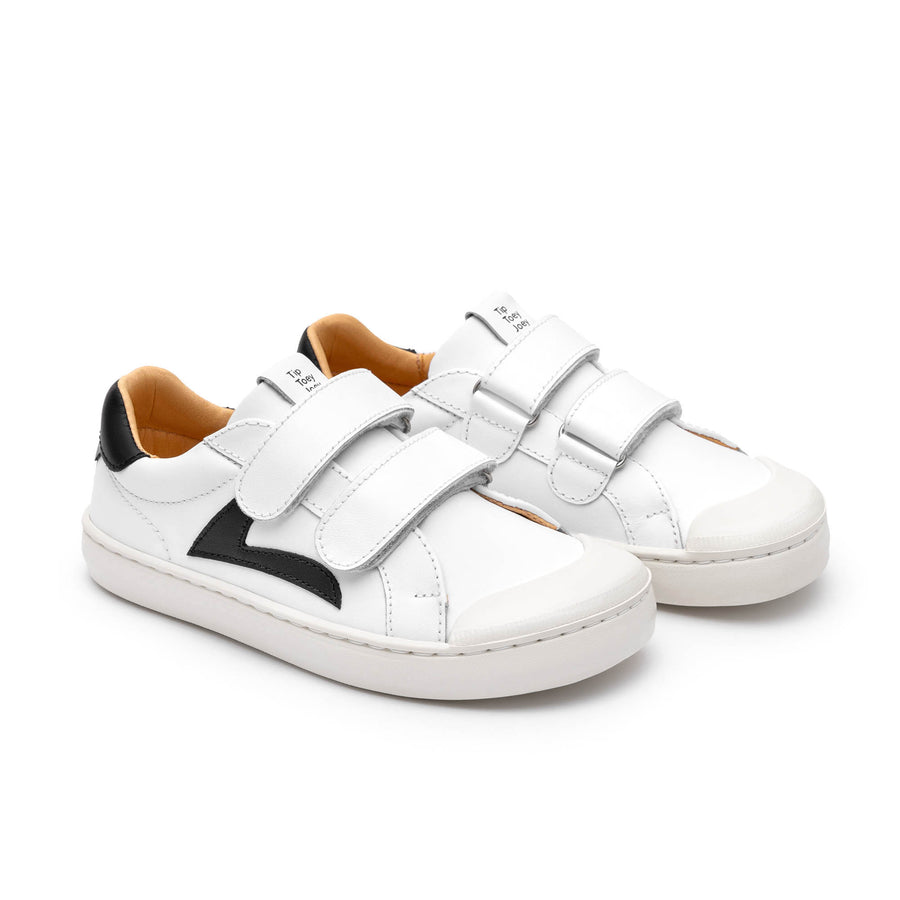 Tip Toey Joey Kidos Hopper White Black