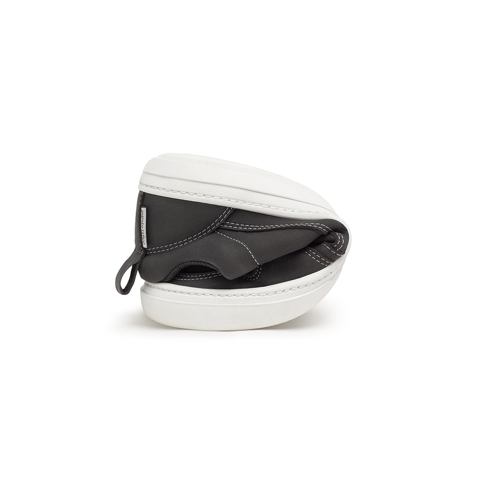 Zapato Feroz Adulto Cheste Negro