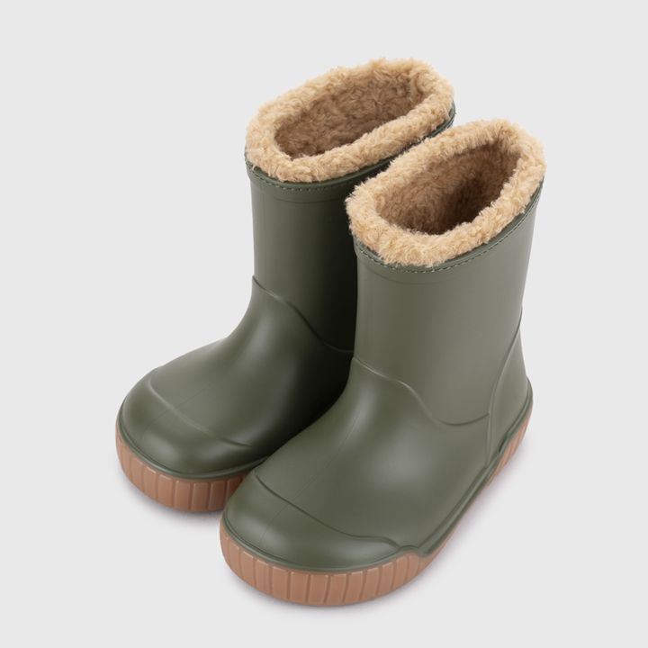 Igor Barefoot Pau Borrego Kaki