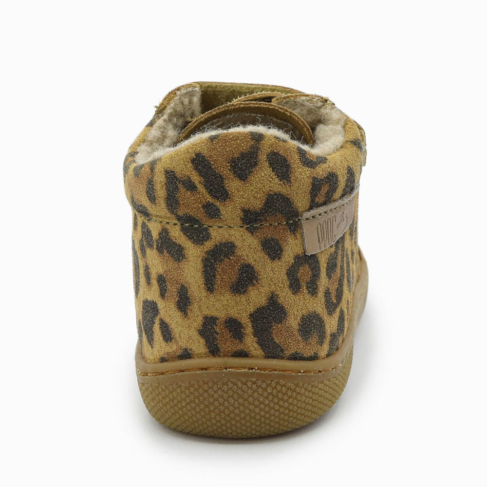 Naturino Barefoot Kommy con velcros, ante jaguar, lana marrón