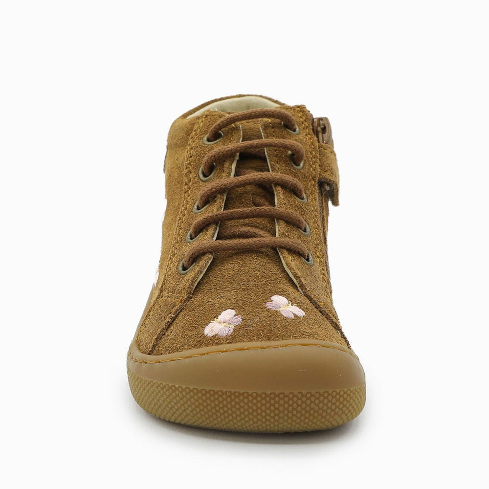 Naturino Barefoot Kommy con cremallera, mariposas, ante marrón