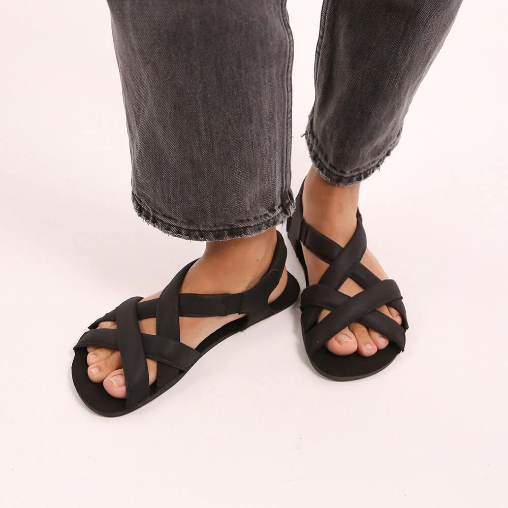 Zapato Feroz Adulto Meliana Negro Serraje