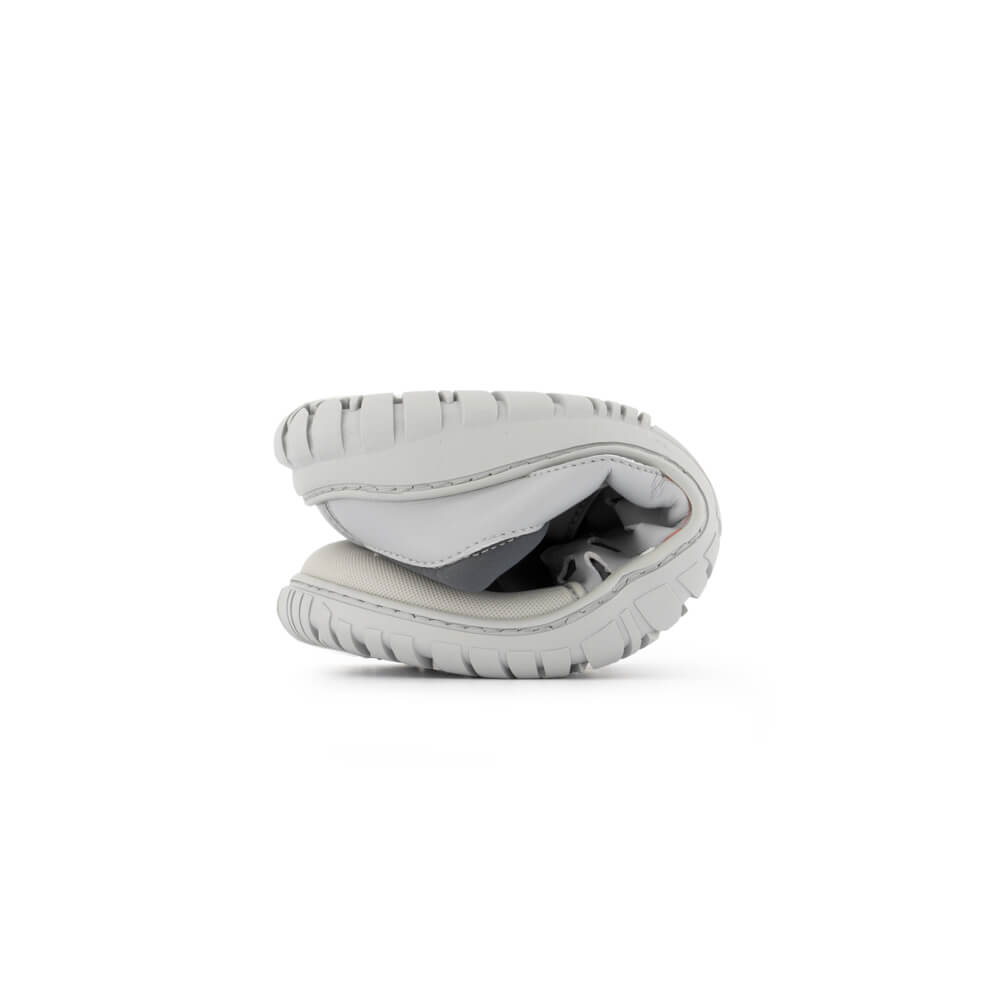 Zapato Feroz Adulto Onil Gris