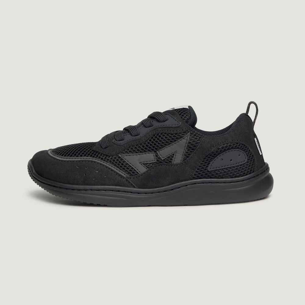 Zapato Feroz para adulto Tibi Freekers negro de serraje