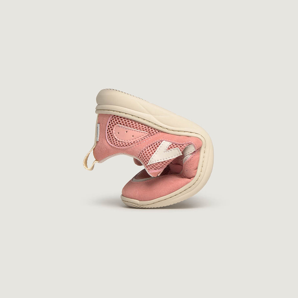 Zapato Feroz para adulto Tibi Freekers rosa de serraje