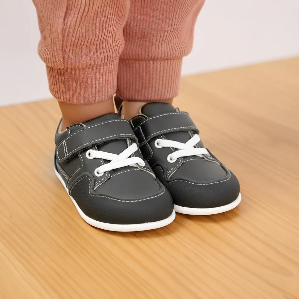 Zapato Feroz Féroces Cheste Negro